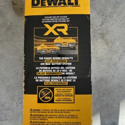 DEWALT 20V Brushless Cordless 3/4 in. High Torque Impact Wrench Kit with Hog Ring Anvil (Tool Only)