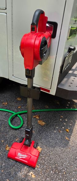 Milwaukee m18 stick vacuum