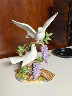 Vintage Heritage Collection Eternal Love Porcelain Dove with purple Flowers