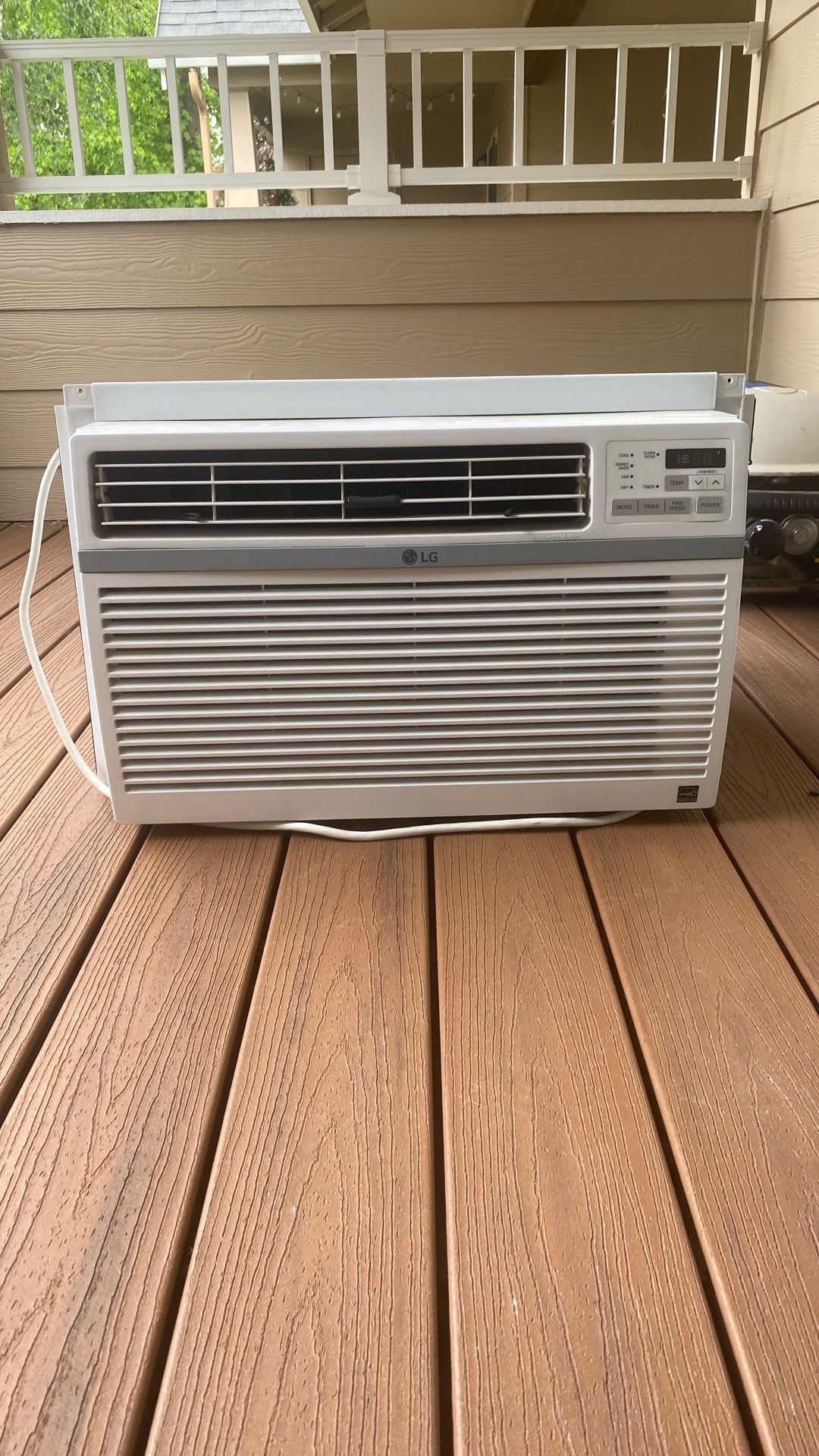 LG Air Conditioner 
