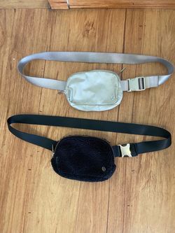 Lululemon belt bag