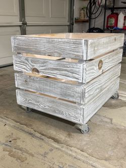 Toy crate w/ wheels