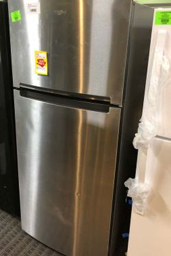 Brand New Whirlpool Top Freezer Refrigerator (Model:WRT518SZFM) BDLZO
