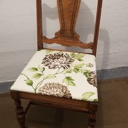 Vintage Chair 
