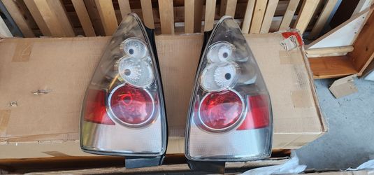2006-07 Mazda 5 Tailights 