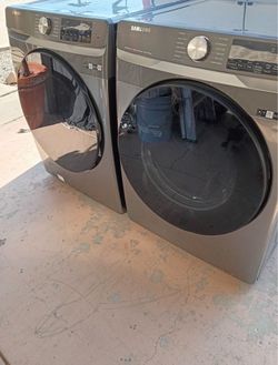 Samsung Front Load Washer and Dryer Set