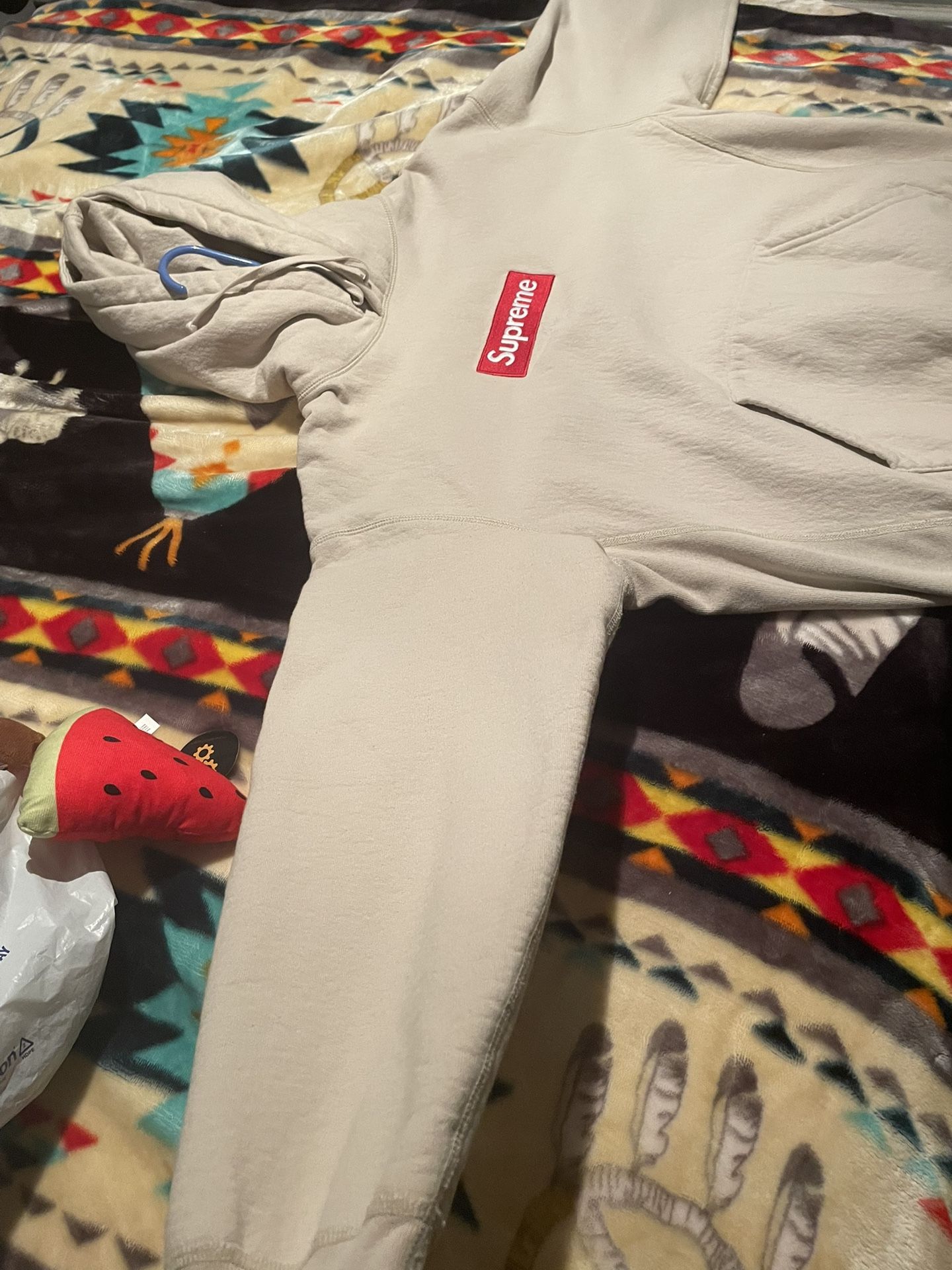 Supreme Hoddie