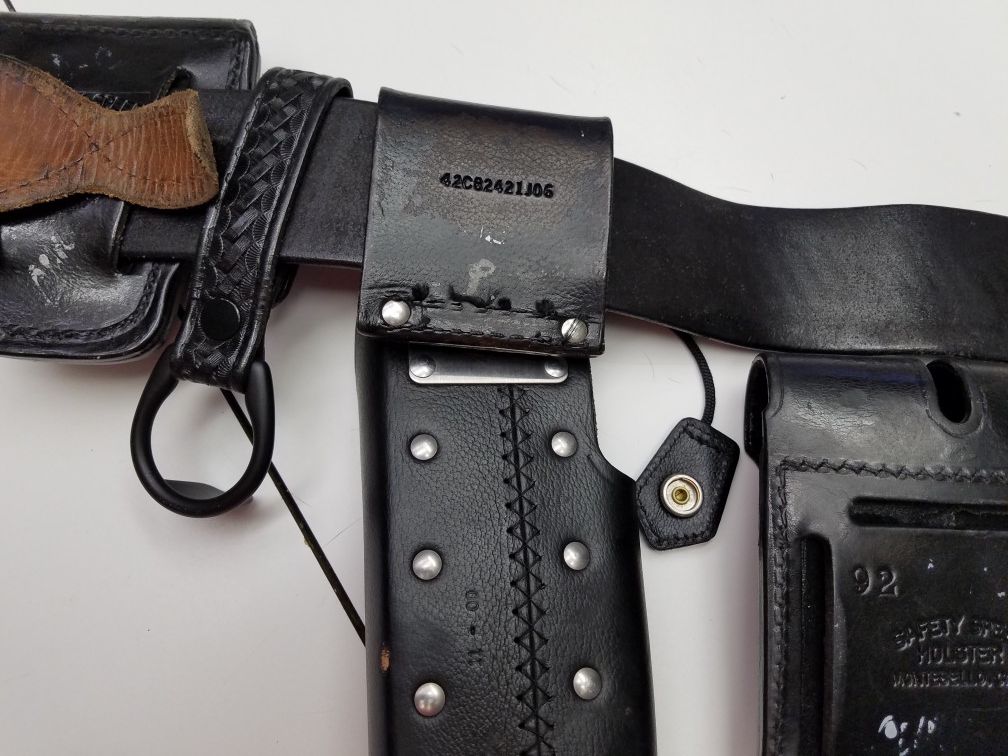 Safety speed holster belt handcuff holders gun flashlight knife for