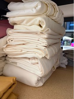 White Round linens