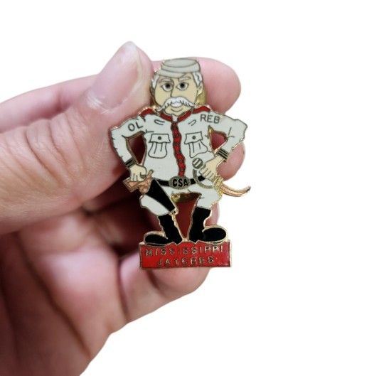 Vintage Gold Toned Mississippi Jaycees Ol Reb Pin 1.5"