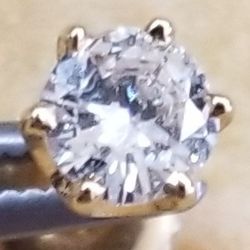 Single Diamond Earring 