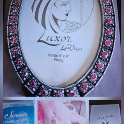 Mother's Day Heart Gift Basket; Photo Frame; Perfume; Address Book