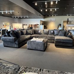 Grey 4pc Chaise Sectional Couch