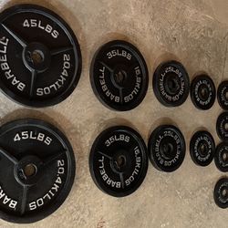 Selling Weight Plates totaling 255lbs