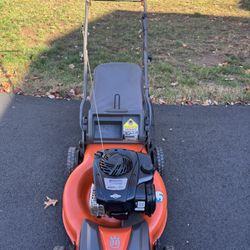 Husqvarna 22” AWD Self Propelled Lawn mower, PICKUP, OR FREE DELIVERY!