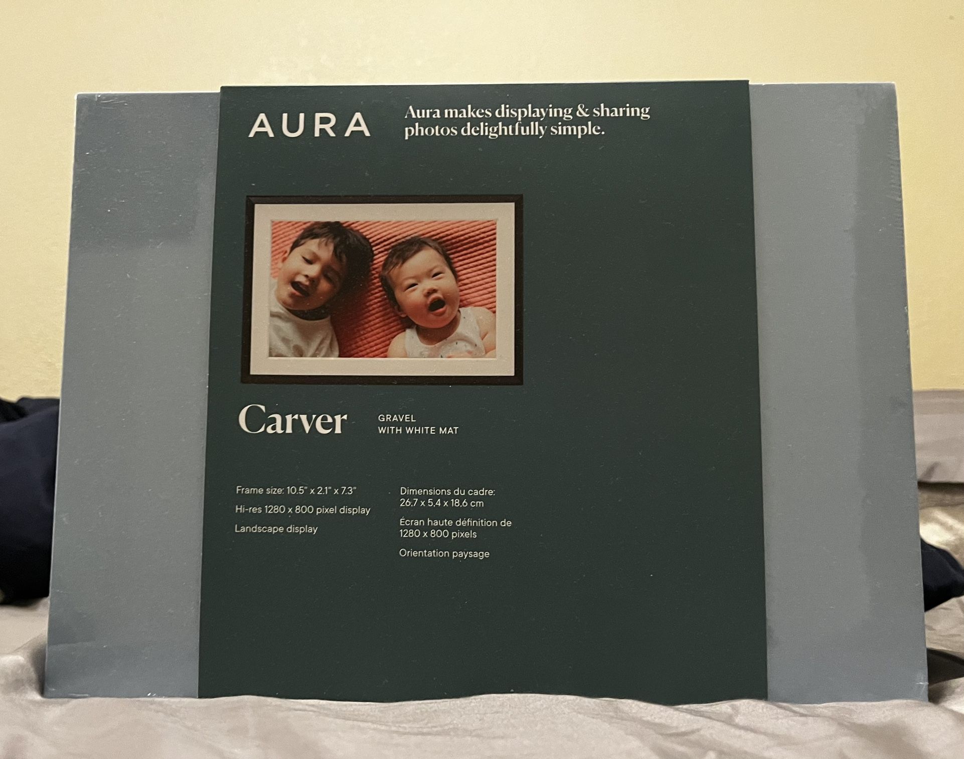 Aura Digital Frame 