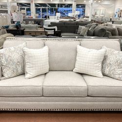 New 84” Sofa  🔥🔥 HOT BUY