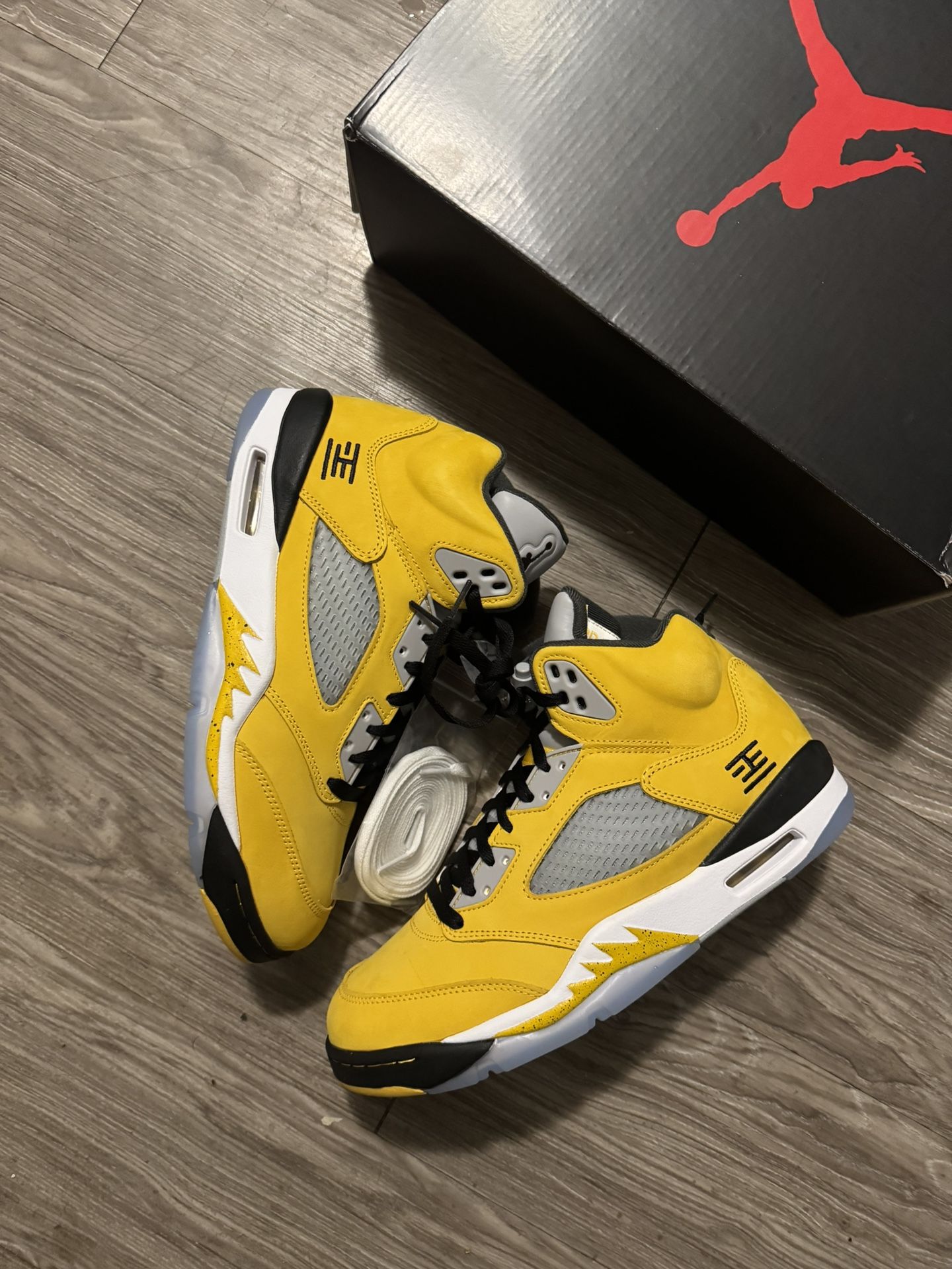 Jordan 5 Tokyo