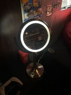 Mirror light