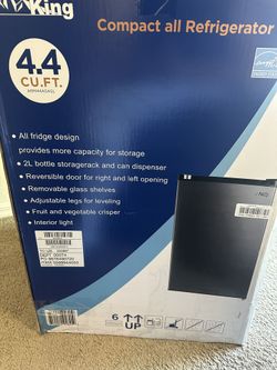 Arctic King 4.4 Cu. Ft. Compact All Refrigerator – Stainless Steel Finish – Great Condition!