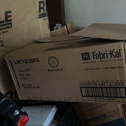 Cup Lids Fabri-Kal LKC12/20FX Kal-Clear / Nexclear 9 oz. Clear Plastic Flat Lid with Straw Slot - 1000/Case