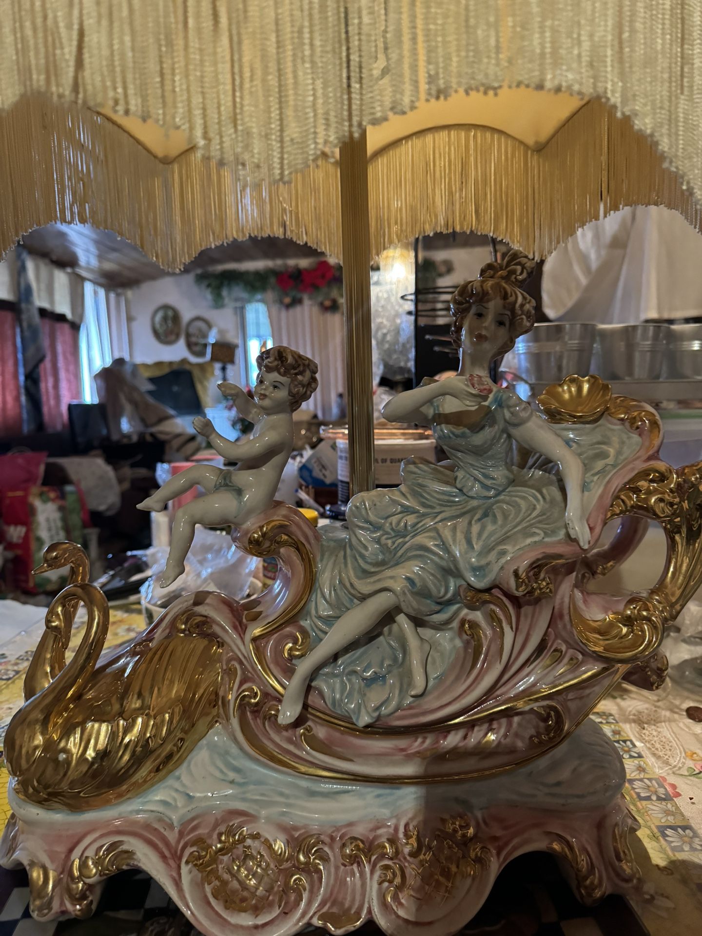 Vintage Porcelain Italian Lamp