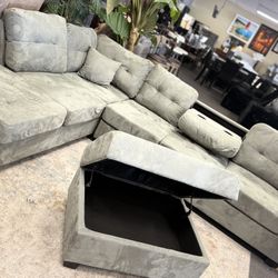 Price Drop🚨 Sectional With Ottoman 