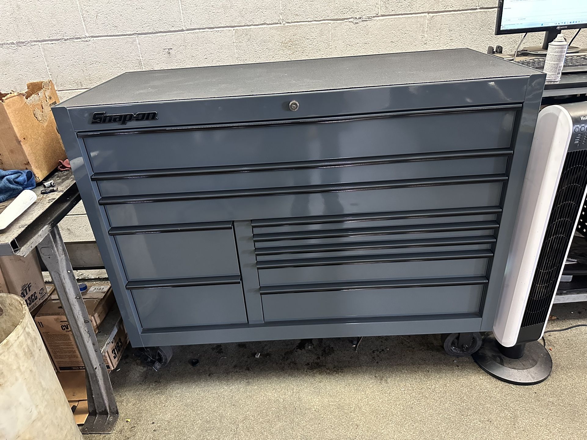 Snap-on 55” Toolbox Power Drawer