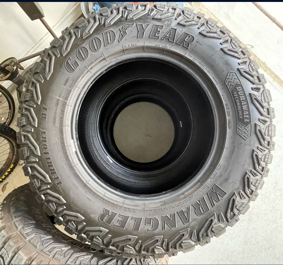 GOODYEAR WRANGLER TERRITORY MT Selected Size: LT275/70R18