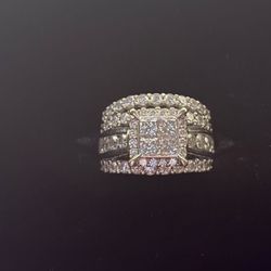Must See Beautiful Engagement Ring