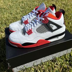 Jordan 4 Retro