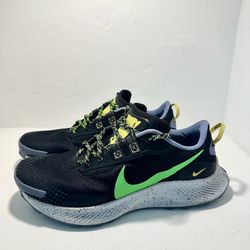 Nike Pegasus Trail 3 Black Green Strike Size 10.5 Men DA8697-004 Trail Running Shoes