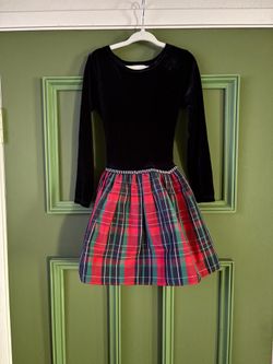 Size 5 little girls Christmas dress
