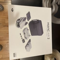 DJI Mavic Air 2 Fly More Combo