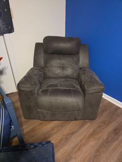 Ashley Recliner