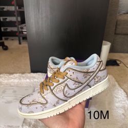 Nike SB Dunk Low PRM