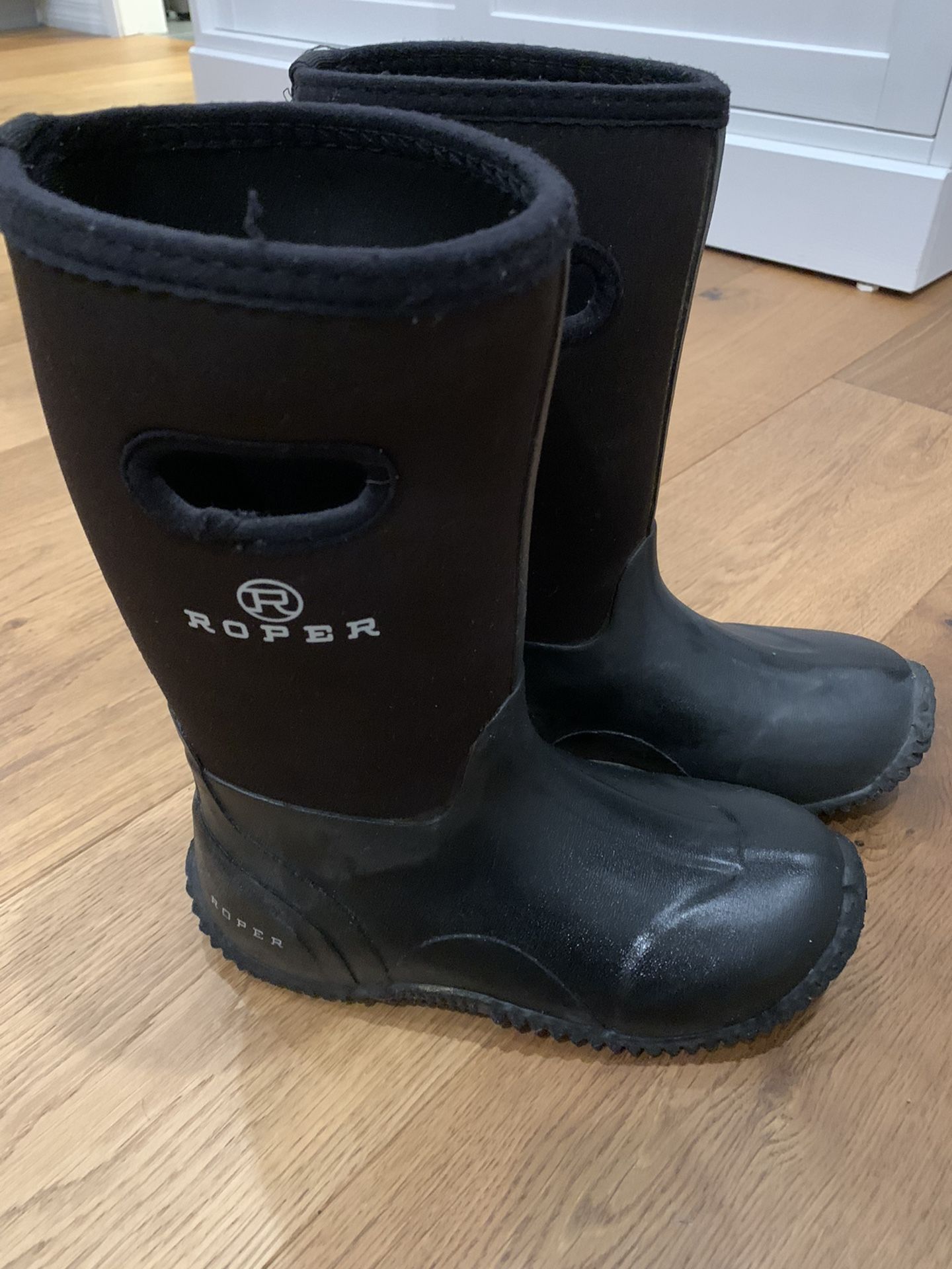 5Y Child’s Roper Rain Boots Great Condition