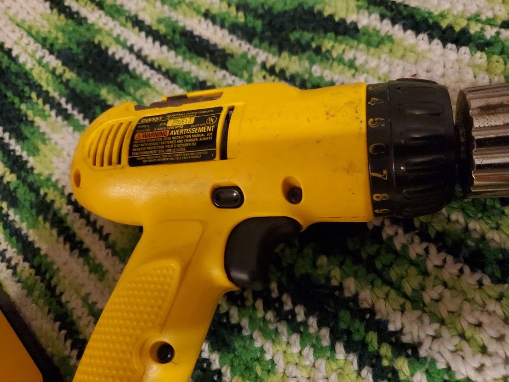 12 Volt DeWalt Drill