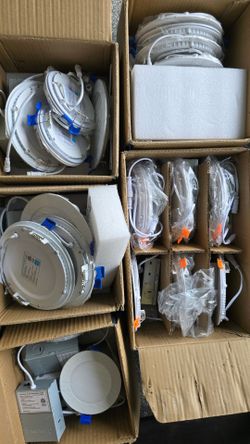 Large Lot of LED Recessed Lights – New/Open Box – Contractor Special