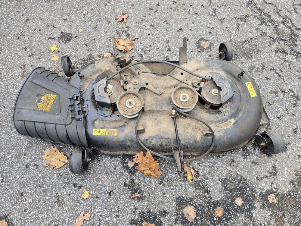 Cub Cadet XT1 42" Cutting Deck