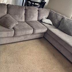 LIKE NEW Sectional Couch 