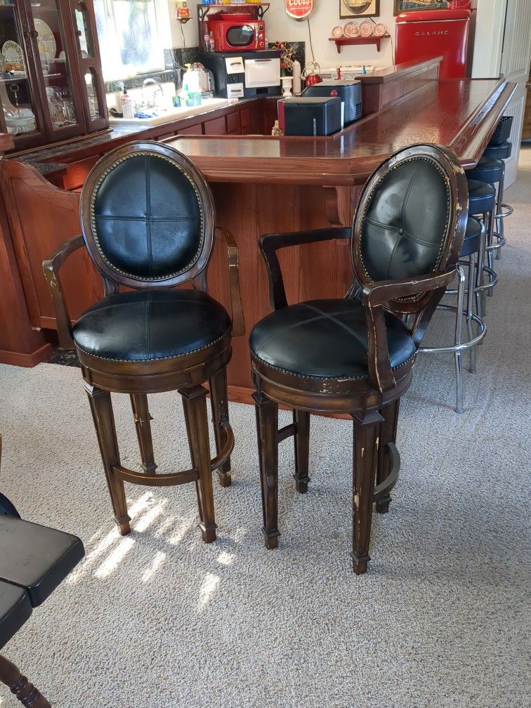 Swivel Bar Stools 