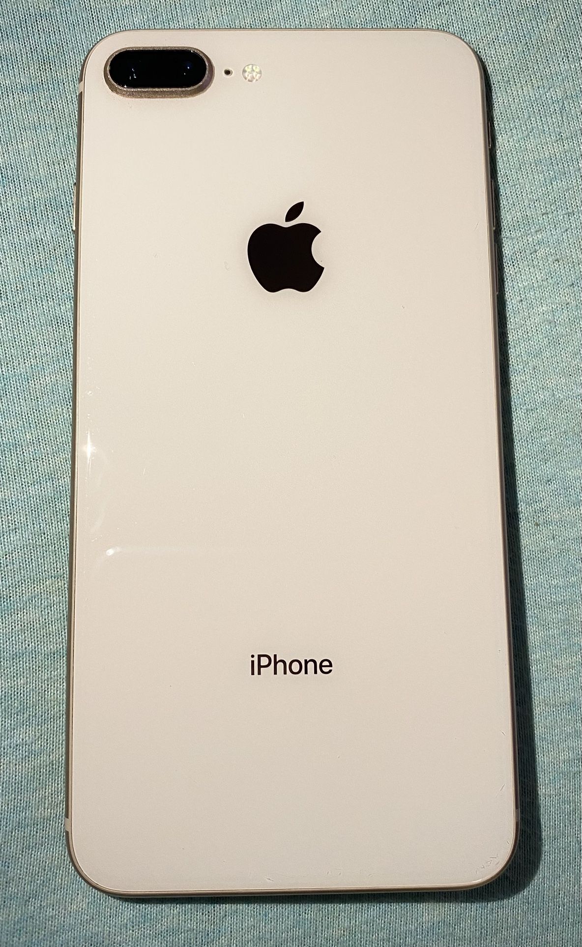 iPhone 8 Plus