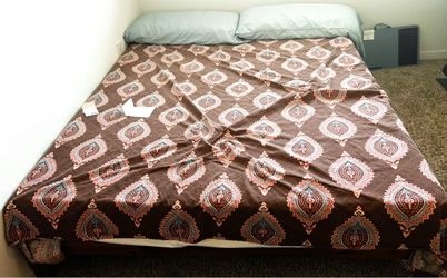 Queen wooden bed frame