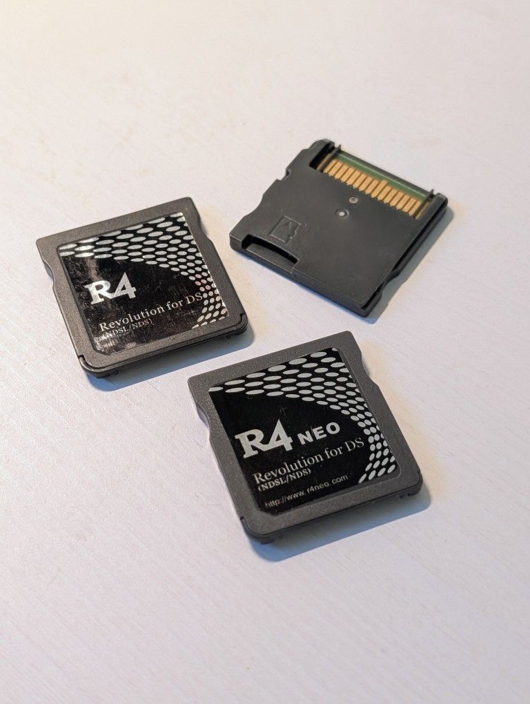 NDSL/NDS R4 Cards (3x, Used)