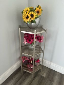 TABLE ( MUST GO ASAP)