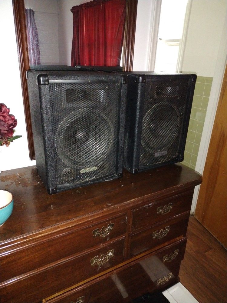 Hollinger PA Speakers