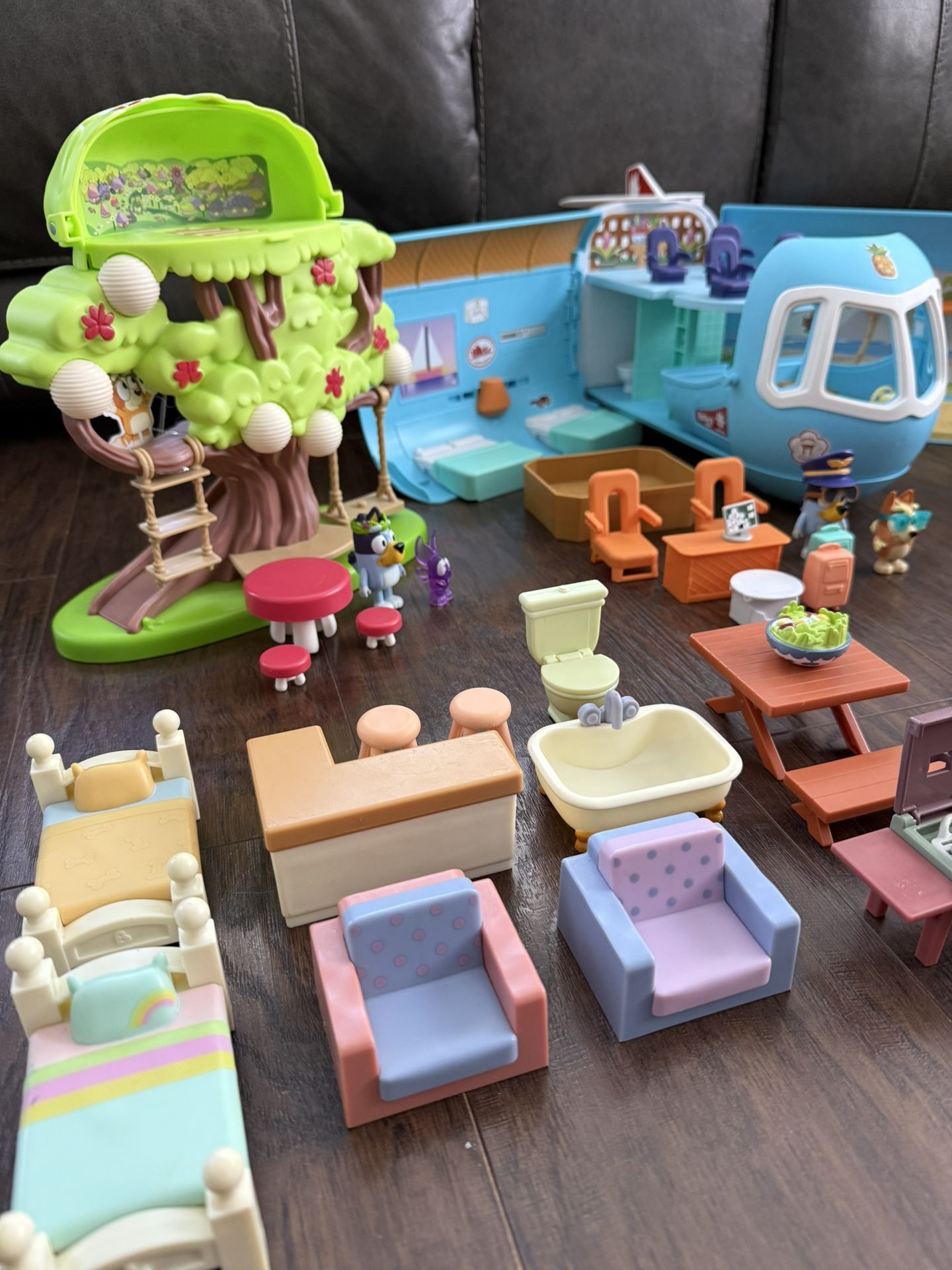 HUGE Bluey Playsets Lot