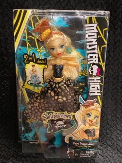 Monster High Dayna Treasura Jones Shriekwrecked
