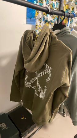 Off white sweater